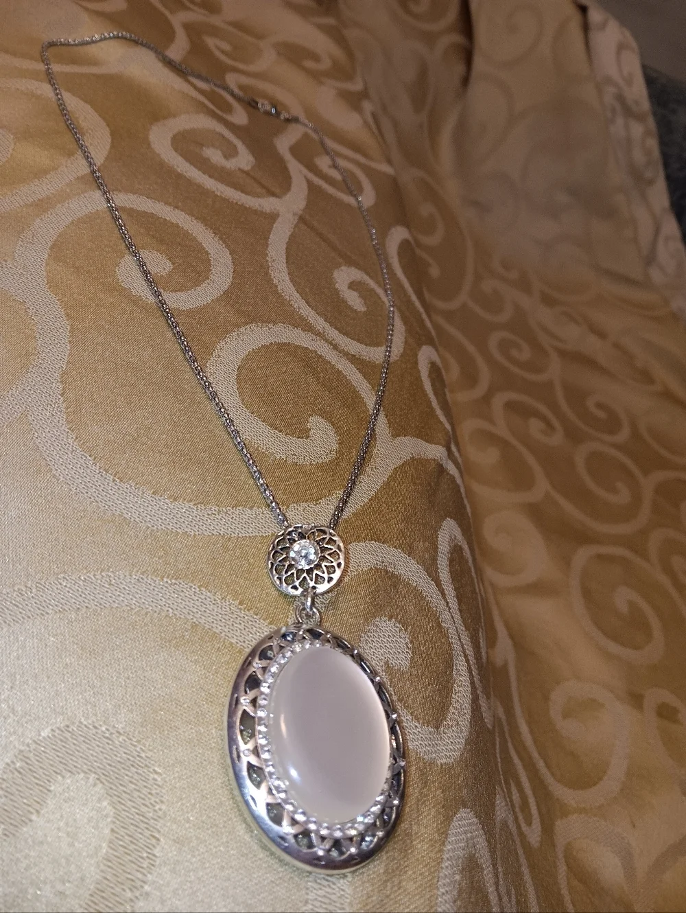 N/A new necklace